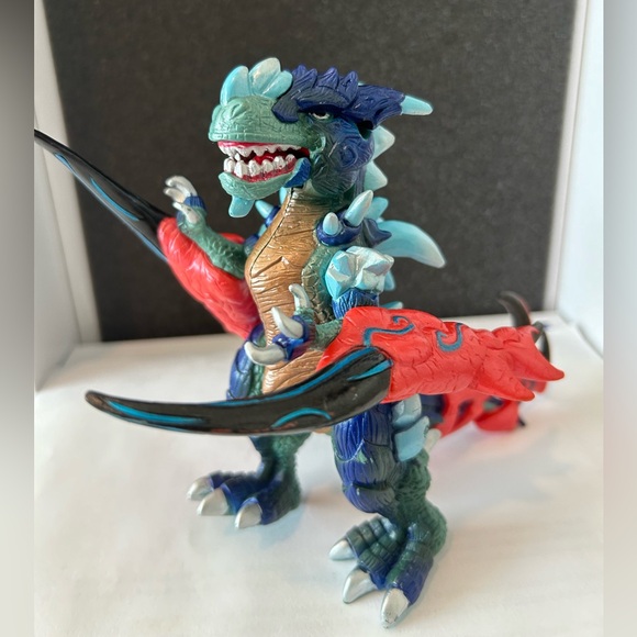 Giochi Preziosi Dinofroz 2012 Dragon Dinosaur Figure 5.5”Rare - Picture 1 of 4